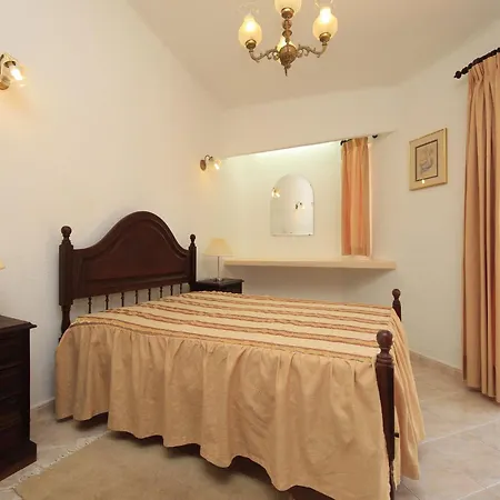 Vila Portuguese Rustic Style With Private Pool Vilamoura